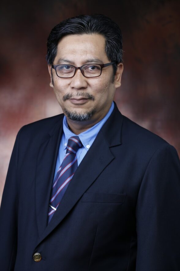Lt Kdr Ts. Dr Mohd Azzeri bin Md Naiem TLDM (Bersara) CMILT